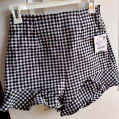 Questions? Leave A Comment Below! Trendy Gingham Shorts, Trendy Gingham Shorts For Day Out, Casual Ruffled Bottoms For Picnic, Trendy Gingham High-waisted Shorts, Casual Gingham Shorts With Ruffles, Summer Plaid Bottoms With Ruffles, Chic Gingham Shorts For Summer, Chic Gingham Cotton Shorts, Zara Ruffled Summer Bottoms