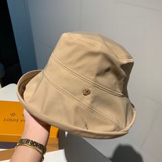 Size: Standard Size It comes with Dust box, Care manual, Tag, and Paper bag. Top Collection, New Handbags, Crossbody Shoulder Bag, Monaco, Fashion Statement, Wellness Design, Caps Hats, Paper Bag, Clutch Bag