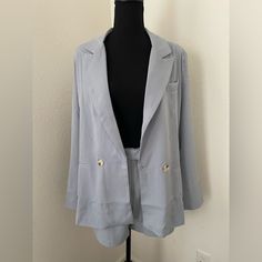 Nwt Dusty Blue Suit For All The Boss Women! This Suit Is So Sexy And Chic. Perfect For Summer And Winter. You Can Wear The Outfit Together Or Mix And Match. I Am Selling It Together. Dusty Blue Suit, Lavender Suit, Blazer With Dress, Long Blazer Jacket, Gold Blazer, Womens Tweed Jacket, Cropped Blazer Jacket, Navy Blue Linen, Zara Blazer