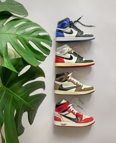 Jordan Shoes Price, Photo Men, Custom Sneakers Diy, Cheap Jordan Shoes, Red Jordans, Nike Air Jordan 1 Mid, Baskets Nike