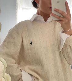 #white #outfit #inspo #uni #work #falloutfit #ralphlauren Chique Outfit, Ralph Lauren Outfits, Mode Inspo, Looks Chic, White Sweater, 가을 패션, Looks Style, Mode Inspiration, Looks Vintage