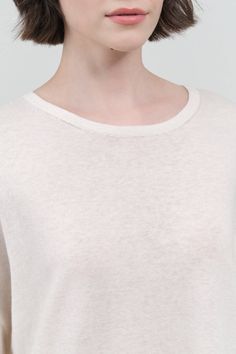 Expertly crafted from a blend of cotton and linen, this Oversized Tunic boasts a fine weight knit with subtle yarn irregularity for a touch of texture and transparency. Perfect for a casual, yet elevated T Shirt style. Lauren Manoogian, Oversized Tunic, T Shirt Style, Womens Clothing Sizes, Pima Cotton, Shirt Style, Knitwear, Yarn, Texture