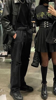 Edgy Couple Outfits, Gothiccore Outfit, Emo Couple Outfits, Goth Clothes Men, Edgy Couple, Elegant Grunge, Goth Elegant, Alt Fashion, Swaggy Outfits