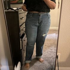 Plus Size Hollister Jean! 21L (Fits like a size 22W) The Best Jeans, Hollister Jeans, My Size, Best Jeans, Hollister, High Rise, Plus Size, How To Wear