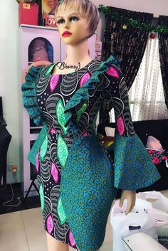 Ankara Gown Styles For Ladies, Gown Styles For Ladies, Ankara Designs, Ankara Gown, African Dresses Modern, Ankara Gown Styles, African Wear Dresses, African Print Dress Designs