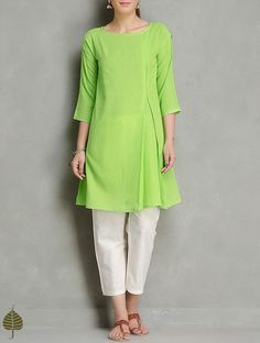 Buy Green Cotton Kurta by Jaypore Apparel Tunics & Kurtas Easy Breezy Handwoven Pants Online at Jaypore.com Stitching Styles, Kurti Styles, Punjabi Dresses, Kurta Sets For Women, Kurtas For Women, Desi Wear, Salwar Kamiz