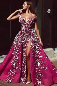 Visit our evening dresses online shopping mall for a service perfectly tailored to suit your needs. Luxury Party Dress, Reception Gowns, Purple Wedding Dress, Luxury Party, Detachable Train, Evening Dresses Online, Prom Dresses Sleeveless, Best Wedding Dresses, Pink Beads