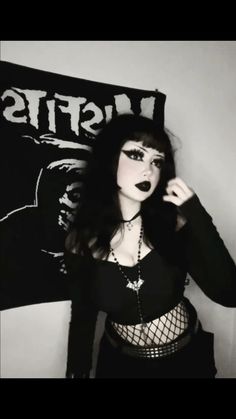 Darkside Aesthetic, Gothic Fits, Goth Outfit Inspo, Gothic People, Jason Vorhees, Goth Hair