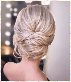 Winter Wedding Hair - We could save you hours of searching. Just click to visit and get what you need TODAY! Chignon Updo, Winter Wedding Hair, Peinados Recogidos, Hair Extensions Best, Best Wedding Hairstyles, Low Bun, Creative Hairstyles, Wedding Hairstyles For Long Hair