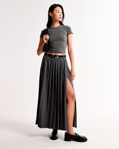 Our new mid rise maxi skirt in our super soft fabric, featuring all-over pleating details, belt loops and functional side zipper for a secure fit. Full Length Skirts, Womens Maxi Skirts, Pleated Maxi Skirt, Skirt Belt, Pleated Maxi, Suits Coats, New Arrival Dress, Swimwear Accessories, Jacket Tops