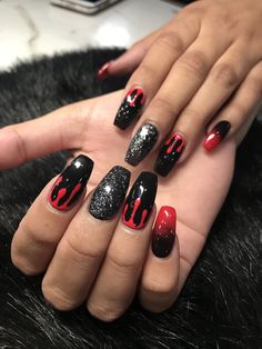 Halloween Nail Designs Medium, Spooky Nail Art Designs, Halloween Themed Nails Acrylic Short, Horror Nails Halloween Short, Horror Nails Acrylic Short, Spooky Nails Coffin, Red Black Halloween Nails, Halloween Horror Nights Nails, Pretty Halloween Nails Acrylic