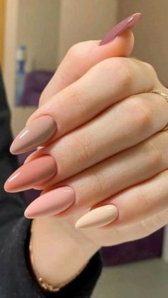 Rose Beige Nails, Casual Nails, Soft Nails, Uñas Acrilicas, Fire Nails, Short Acrylic Nails, Nail Arts, Long Acrylic Nails, Cute Acrylic Nails