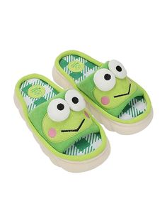 Sanrio Keroppi 3D Face Slippers 3d Keroppi, Silly Slippers, Frog Character, Sanrio Keroppi, Nightmare Before Christmas Characters, Iwatobi Swim Club, Green Frog, Swim Club, Summer Favorites