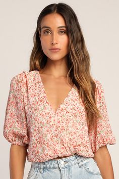 Flirty Florals Pink Floral Print Crinkle Surplice Crop Top Floral Blouse Outfit, Floral Chiffon Top, Casual Formal Dresses, Romantic Blouses, Summer Closet, Lulu Fashion, Floral Print Chiffon, Lace Bustier, Surplice Neckline