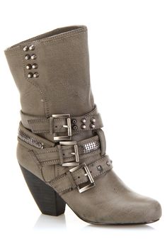 #Grey Buckle Studded Boot  Ankle Boots #2dayslook  #Ankle Boots #fashion #style  www.2dayslook Steve Madden Platform, Studded Boots, Lovely Clothes, Dream Shoes, Designer Boots, Shoes Heels Boots