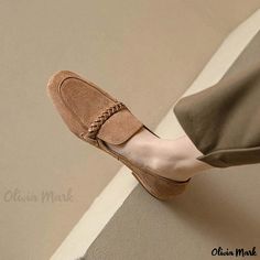 Olivia Mark - Womens Vintage Low-heeled Fashion Loafers with Chunky Heels - Slip-on Lazy Shoes with Single Strap Vintage Loafers, Shoes Chunky, Rough Heels, Comfortable Loafers, Vintage Slips, Square Head, Leather High Heels, Western Cowboy Boots, Beach Shoes