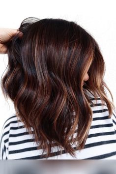 Dark Fall Hair Color For Brunettes, Dark Chocolate Hair, Dark Chocolate Brown Hair, Chocolate Brown Hair Color, Hair With Highlights, Hair Color Chocolate, Chocolate Hair, Chocolate Brown Hair, Brown Balayage