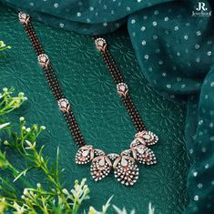 Dainty Mangalsutra, Modern Mangalsutra Designs, Diamond Mangalsutra Designs, Price Cod, Platinum Jewellery, Victorian Jewellery, Neck Pieces Jewelry