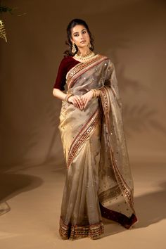 Net Saree Designs, Mom Dresses, Saree Design, Net Saree, Wedding Aesthetic, Indian Aesthetic, Wear Saree, Pretty Stuff, Make Up Artist