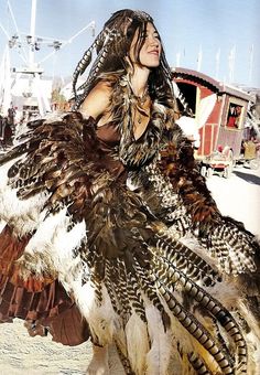 feathers, feathers.. Burning Man Style, Burning Man Art, Burning Men, Black Rock Desert, Burning Man Costume, Black Rock City, Burning Man Fashion, Burning Man Outfits, Rock City