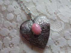 locket queen conch shell, pink, 13x18mm shell, 24 inch chain,  silver plated brass, large locket Queen Conch Shell, Shell Locket, Large Locket, Shell Pink, Chain Silver, Conch Shell, Locket Necklace, Conch, Pink Heart