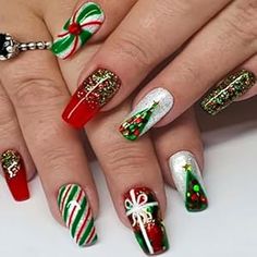 Get into the holiday spirit with these stunning Christmas Press On Nails! Featuring a festive combination of glitter Christmas tree designs and vibrant green and red stripes, these medium coffin-shaped nails will make your holiday look shine. Perfect for any occasion, these full cover fake nails are easy to apply and designed for a flawless finish. Made with premium acrylic, these nails are both durable and stylish, making them the perfect accessory for your Christmas celebrations!

#ChristmasNails #PressOnNails #CoffinNails #ChristmasTreeNails #GlitterNails #HolidayNails #RedGreenStripes #ChristmasNailDesigns #FullCoverNails #AcrylicNails #FakeNails #XmasNails #ChristmasManicure #NailArt #NailTrends #HolidayNailArt #GlueOnNails #ChristmasDecor #NailKit #FakeNailDesigns #EasyNails Classy Nail Art Ideas, Ballet Nails, Nagel Tips, Cute Christmas Nails, Coffin Press On Nails, Blue Nail, Nail Forms, Festival Nails, Xmas Nails