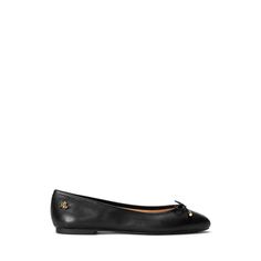 This iteration of Lauren Ralph Lauren’s essential Jayna flat is crafted with supple full-grain leather for refined style. A delicate bow at the vamp adds feminine flare while a polished “LRL” brass-finished logo offers a signature finish. Ralph Lauren Style Women, Ralph Lauren Style, The Vamps, Style Women, Leather Flats, Get Dressed, Jeans Denim, Full Grain Leather, Lauren Ralph Lauren