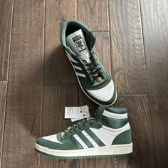 Brand New In Box Adidas Top Ten Rb Sneakers Women's Size 11 Men's Size 10 Green/ White Hp9549 Adidas Top Ten Rb, Adidas Originals Falcon, Adidas Top Ten, Black Sneakers Women, Adidas Ultraboost Dna, Light Running Shoes, Adidas Tubular Shadow, Size 11 Women Shoes, Black Basketball Shoes