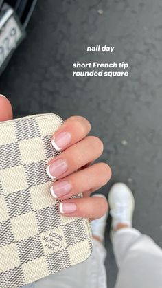 Rounded French Tip Acrylic Nails, Classy Squoval Nails, Clean Girl Gel Nails, French Tip Rounded Square Nails, French Tip Short Natural Nails, Short French Tip Manicure, Sqovalnails French Tip, Short Square French Manicure, Clean Girl French Tips