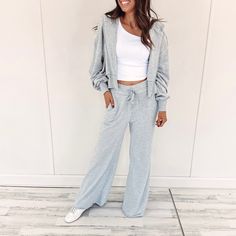 - 60% Cotton, 40% Polyester - True to size - Model is pictured in a size small - Grey color Pants Large, Zip Up Jacket, Lounge Pants, Grey Color, Gray Color, Zip Ups, Grey, Pants, Color