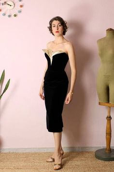 Strapless Velvet Dress, Cocktail Wedding Guest Dress, Dress Velvet, Gold Lame, Cocktail Wedding, Colour Chart, Wedding Cocktails, Cotton Velvet, Sewing Inspiration