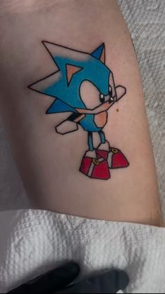 sonic the hedgehog tattoo on the leg