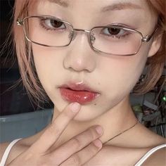 Y2K Harajuku Retro Small Square Frame Glasses Women Metal Eyeglasses Clear Reading Spectacle Blue Square Frame Glasses, Square Glasses Frames, Y2k Harajuku, Metal Eyeglasses, Glasses Women