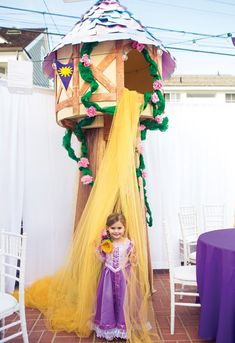 Beautiful Bright & Cheery Tangled Birthday Party // Hostess with the Mostess® Tangled Birthday Party Decorations, Bolo Rapunzel, Princess Birthday Party Ideas, Rapunzel Cake, Tangled Party