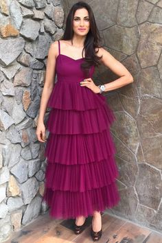 Dra Western Dresses For Girl, Spaghetti Strap Prom Dress, Sweetheart Prom Dress, Indian Gowns, Designer Dresses Indian, Indian Designer Wear, Western Dresses, Long Prom Dress, Salwar Kameez