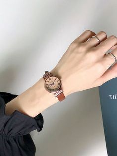 Shein Watches, Classy Womens Watches, Elegant Watches Women, Stylish Watches For Girls, Simplistic Jewelry, Casual Watches Women, Pretty Items, Pretty Watches, Classy Watch