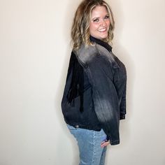 Features fringe, lightweight denim and lightweight buttons. Ash has this layered with a long sleeve top in the xl as a size 16. Non stretch but oversized Details Denim Jacket Brand: Savanna Jane Color: Black Sizing S (2-6) | M (8-10) | L (12-14) | XL (16-18) | 2X (20-22) | 3X (22-24) Ashley (Size 16 regular and 40H bust) wears size XL Fabric Fit & Feel 90% Cotton 5% Poly 5% Viscose Relaxed fit with room in the tummy (Taco friendly :-) Measurements (approximate and taken while laying flat) Length Fall Denim Jacket With Frayed Hem And Relaxed Fit, Fall Relaxed Fit Denim Jacket With Frayed Hem, Oversized Winter Denim Jacket With Frayed Hem, Oversized Denim Jacket With Frayed Hem For Winter, Oversized Outerwear With Frayed Hem And Long Sleeves, Oversized Long Sleeve Fringe Outerwear, Fall Cotton Denim Jacket With Fringe, Fringe Cotton Denim Jacket For Fall, Oversized Fall Outerwear With Frayed Hem