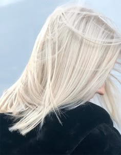 White Blonde Hair Color, Blonde Hair Color Highlights, White Blonde Highlights, Hair Color Blonde Highlights, Color Highlights