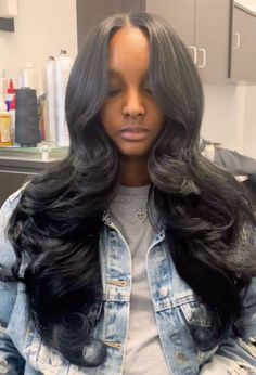 Layered Sew In Weave Middle Part, Middle Part With Layers, Hairstyle Suggestions, Frontal Styles, Middle Part Sew In, Quick Weaves, Highschool Outfits, Mcqueen Sneakers, Poster Girl