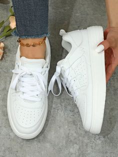 White  Collar     Embellished   Women Shoes White Sneakers Aesthetic, White Gym, Style Bundle, Spring Sneakers, Sporty Sneakers, Orthopedic Shoes, Style Sportif, Summer Sneakers, Quick Outfits