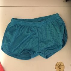 Blue Shorts With Ocean City Written On The Back. Adjustable Waistband. Nwot. Blue Stretch Athletic Shorts For Summer, Blue Sporty Athletic Shorts For The Beach, Casual Light Blue Shorts For Gym, Diy Jean Shorts, Diy Distressed Jeans, Stretchy Jean Shorts, Beach Rompers, Diy Shorts, City Shorts