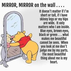 winnie the pooh is looking at himself in the mirror and it's saying