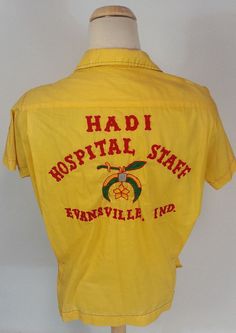 Vintage 70s Shriners Hospital Chain Stitch Shirt Clown Circus Hadi Temple L #hilton Retro Yellow Cotton Camp Shirt, Yellow Retro Cotton Camp Shirt, Vintage Cotton Camp Shirt With Vintage Print, Cotton Vintage Camp Shirt With Vintage Print, Cotton Vintage Print Camp Shirt, Vintage Fitted Cotton Camp Shirt, Vintage Yellow Collared Shirt, Vintage T Shirts 70s, Western Fits