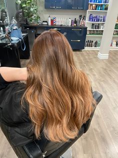 Brown Hair Strawberry Blonde Balayage, Sunkissed Caramel Hair, Light Reddish Brown Balayage, Auburn Balayage Light Brown Hair, Highlights On Strawberry Brown Hair, Subtle Balayage Redhead, Light Amber Brown Hair Color, Honey Auburn Balayage, Amber Brunette Hair