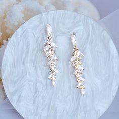 Wedding Jewelry - Gold CZ Leaf Bridal Earrings Leaves Earrings, Bride Accessories, Wedding Look, Earrings Wedding, Gold Drop Earrings