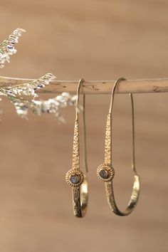 D E T A I L S — M E T A L: Gold Plated 18k. The Earwires are GOLD VERMEIL (gold plated over sterling silver). It works well for people allergic to brass. ✦ Gold Plated: Gold plated jewelry has a layer of gold covering a base metal. — S T O N E: Labradorite. 💎 M E A N I N G • O F • G E M S T O N E: ✦Labradorite is a stone of magic, awakening within you mystical and magical abilities and psychic powers. It has within it a deeply felt resonance that is very powerful, and it can be used to bring am Magical Abilities, Psychic Powers, Labradorite Earrings, Garnet Earrings, Silver Plated Jewelry, Rose Gold Bracelet, Brass Gold, Rose Gold Earrings, Gold Pendant Necklace