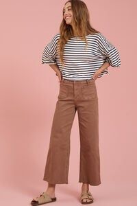 Mica Wide Leg Pants in Brown How To Style Corduroy Pants Women, Brown Wide Leg Pants Outfit, Minimalist Work Outfit, White Dress Boots, Cute Trousers, Casual Pants For Women, Wide Leg Pants Outfit, Corduroy Pants Women, Work Fits