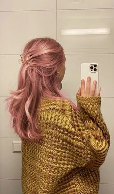 Cool Toned Pastel Hair, Dusty Pink Curly Hair, Blonde And Light Pink Hair, Rose Colored Hair, Hairstyles Tutorials Step By Step, Salmon Pink Hair, Blush Hair Color