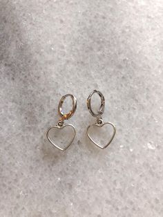 -White Gold and Gold Lever Hoop -Solid Brass, lead, and nickel free hoop -Tarnish Resistant -Check out @lizzysjewels on Instagram. Silver Star Earrings, Face Earrings, Open Heart, Earrings Photo, Silver Stars, Gold Hoop, Star Earrings, Huggies Earrings, Heart Earrings