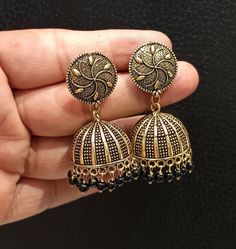 Handmade Golden Copper jhumka Earrings. Traditional Indian jhumkas. Gift for her. Earrings for women. Ethnic Earrings. Material - Brass . Beads colour- Black. Jaipur City, Copper Earrings Handmade, Indian Jhumka, Golden Copper, Traditional Earrings, Brass Beads, Ethnic Earrings, Handmade Brass, Jhumka Earrings